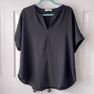 🔥B1G1 Zenana V-Neck Short Sleeve Top | Black | Size Large